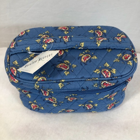 C&J (Quilted Keepers) travel Set 5 Pieces - Picture 5 of 8